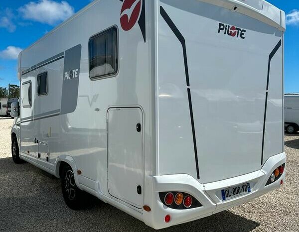 PILOTE P726 complet