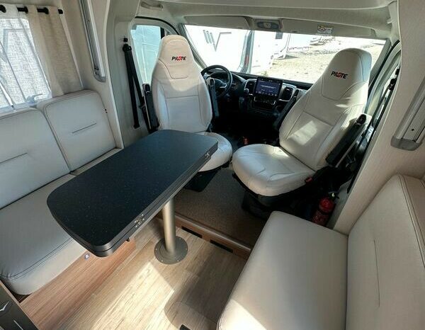 PILOTE P726 complet