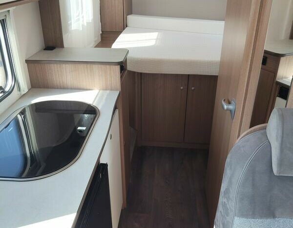CARADO V 339 complet