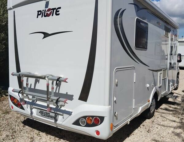 PILOTE P740 ESSENTIEL complet