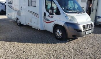 PILOTE P 716 AVENTURA complet
